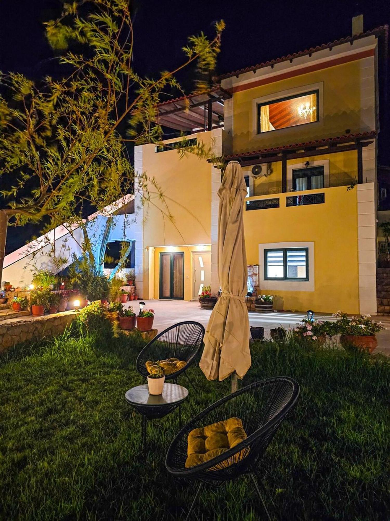 Villa Aitheras With Sea Views And Garden Stérnai Exterior foto